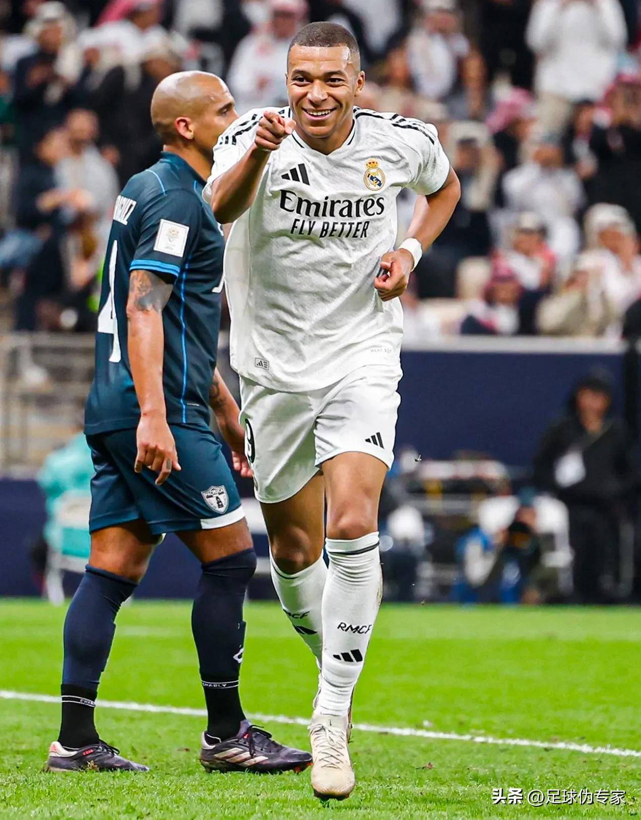 训练馆里常 训练馆里常